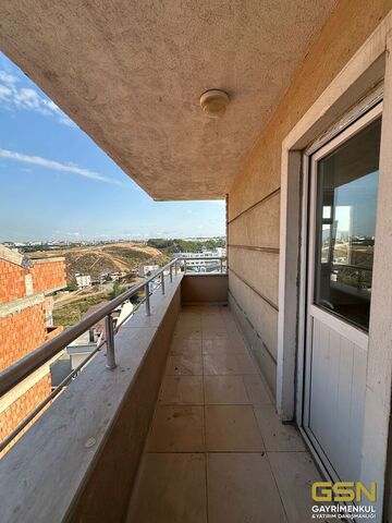 22-ÇAYIROVA ATATÜRK MAH. MUAMMER AKSOY CADDESİN'DE 2+1 ÜST DUBLEKS